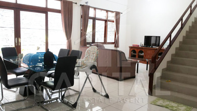 Rumah Area Luxury Hegarmanah, Bandung - Harga Menarik 3,3 Miliar