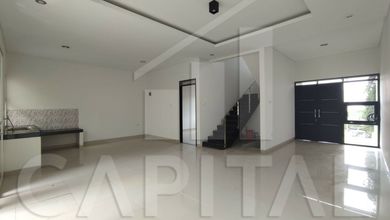 Rumah Siap Pakai di Area Pondok Hijau, Bandung, LT 159m²