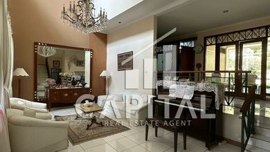 Hunian Mewah di Kawasan Dago Pakar, Bandung, LB 350m², Harga 6 Miliar