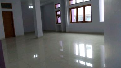 Jual Ruko Luas  Siap Dipakai Menghadap Jalan Raya