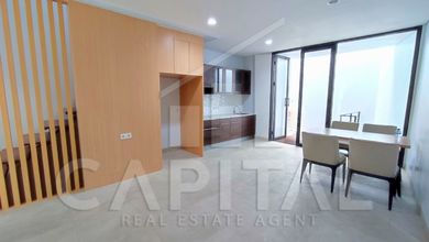 Rumah modern dengan Lahan 75 m2 Daerah Pajajaran, Bandung