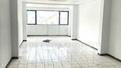 Ruko Komersil Shm 3 Lantai Area Niaga Tengah Kota Di Otto Iskandar Dinata Otista Bandung Kota