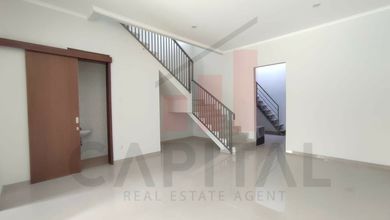 Rumah Elite di Kawasan Pajajaran, Bandung, LB 150m², Harga 3,25 Miliar