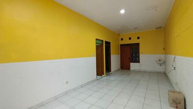 Rumah Dijual di Taman Holis Indah, Bandung, LB 80m², Harga Kompetitif!