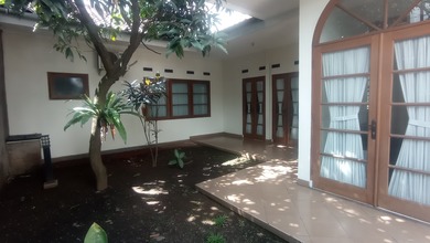 Hunian Mewah di Arcamanik, Bandung, 3 Kamar Tidur, LT 300m²