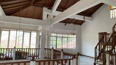 Hunian Prestisius di Kawasan Ciumbuleuit, Bandung, LB 350m², Harga 3,5 Miliar