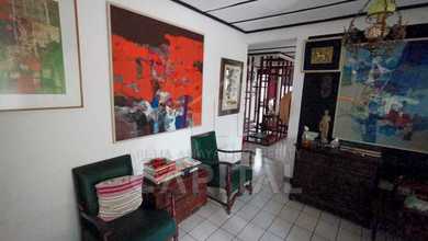 Hunian Prestisius di Kawasan Cikutra, Bandung, LB 250m², Harga 3,8 Miliar