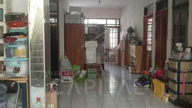 Rumah Siap Pakai di Kawasan Taman Holis Indah, Bandung, LT 180m²