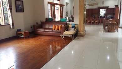 Jual Rumah Bagus Luas 475 m2 di Cicendo, Bandung