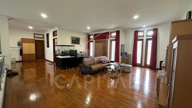 Rumah Mewah di Mekar Wangi, Bandung, 5 KT, LT 510m²