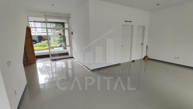 Rumah Area Premium Kota Baru Parahyangan, Bandung - Harga Menarik 4 Miliar