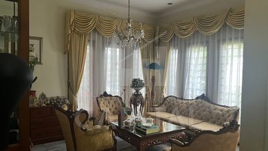 Rumah Area Premium Setra Sari, Bandung - Harga Terbaik 13 Miliar