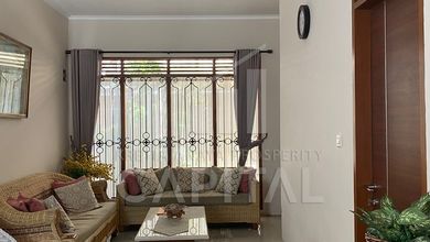 Kesempatan Rumah di Geger Kalong, Bandung, LB 140m², Harga 1,35 Miliar