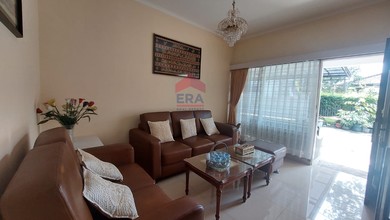 Kesempatan Eksklusif, rumah Mewah di Setra Sari, Bandung, LB 300m²