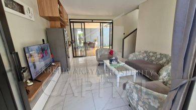 Rumah Mewah Luas 120 m2, di Kota Baru Parahyangan, Bandung