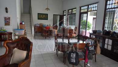 Rumah Mewah di Riau, Bandung, 6 KT, LT 594m²