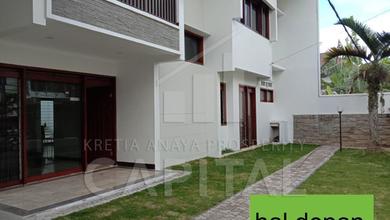 Rumah Area Premium Hegarmanah, Bandung - Harga Menarik 7,5 Miliar