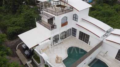 Villa 3 Bedrooms Fully Furnished 5 Minutes To Melasti Beach Valley And Ocean View Private Swimming Pool