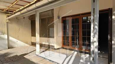 Jual Rumah Terkini area Cigadung, Bandung LT 195 m2