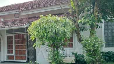 Rumah Favorit di Kopo, Bandung, 3 KT, Harga 1,55 Miliar