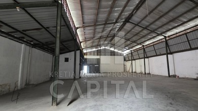 Gudang Siap Huni di Sayap Taman Kopo Indah 1