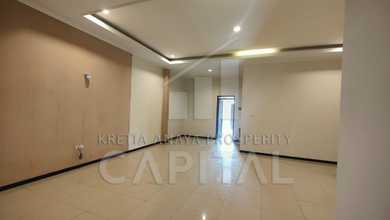 Rumah Unfurnished Siap Tinggal di Mekar Wangi