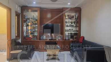 Rumah  Daerah Strategis di Kota Baru Parahyangan