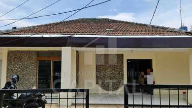 Kesempatan Langka, rumah Prestisius di Holis Cigondewah, Bandung, LB 300m²