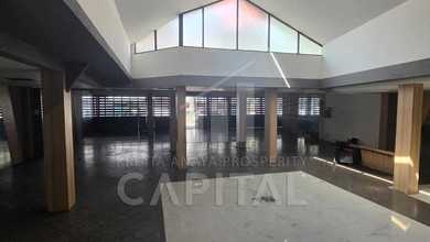 Ruang Usaha Strategis di Cihampelas Mainroad Cocok Untuk Bisnis Kuliner dan Bisnis Lainnya Juga