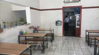 Ruko Siap Pakai di Ahmad Yani Daerah Komersial Cocok untuk Usahamu