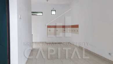 Rumah Siap Pakai di Area Taman Kopo Indah, Bandung, LT 90m²