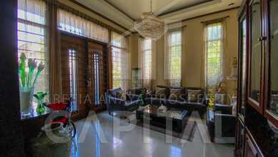 Hunian Mewah di Kawasan Turangga, Bandung, LB 321m², Harga 8,75 Miliar