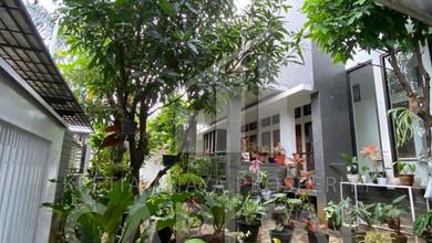 Hunian Elite di Kawasan Turangga, Bandung, LB 550m², Harga 7,4 Miliar