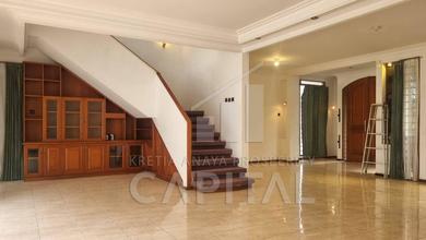 Dijual rumah Eksklusif di Setra Duta, Bandung - LT 404m²