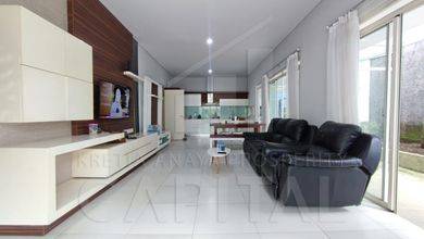 Rumah Elit Luas 271 m2, di Kota Baru Parahyangan, Bandung