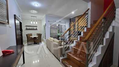 Rumah Siap Pakai di Area Cigadung, Bandung, LT 111m²