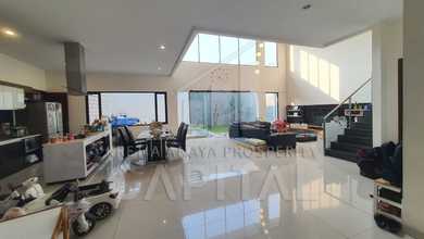 Penawaran Langka, rumah Prestisius di Kota Baru Parahyangan, Bandung, LB 380m²