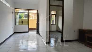 Rumah Sewaan Murah di Bandung Kota, Bandung, 3 KT, Harga 40 Juta /tahun