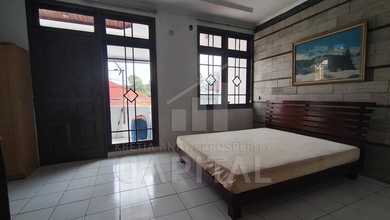 Rumah Siap Huni di Area Regol, Bandung, LT 150m²