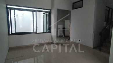 Dijual Rumah Strategis di Antapani, Bandung - LT 75m²
