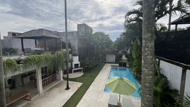 A Spacious 3 En-suite Bedrooms Villa In Brawa Canggu , 5 Mins Walking Distance To The Beach,