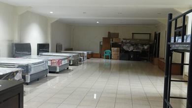 Rumah Sewa Murah Lokasi Surya Sumantri, Bandung, LB 550m²