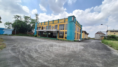 Gudang penggilingan padi dan sawah productive di Karawang Timur