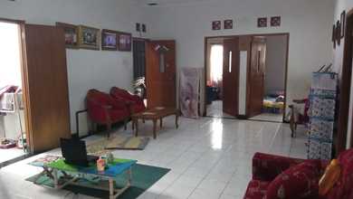 Kesempatan Rumah di Surya Sumantri, Bandung, LB 260m², Harga 2,5 Miliar