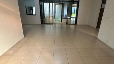 Rumah Elegan di Kota Baru Parahyangan, Bandung, 5 KT, LT 162m²