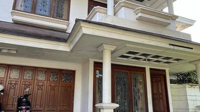 Rumah Modern area Tubagus Ismail, Bandung, Luas 600 m2
