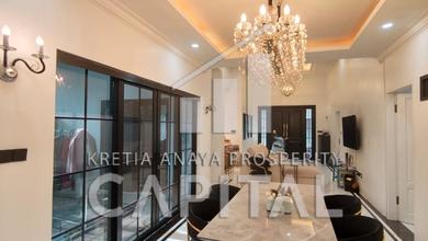 For Sale rumah Eksklusif di Kota Baru Parahyangan, Bandung - LT 198m²