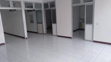 Ruko 4 Lantai Area Pertokoan Lemahnendeut Sayap Surya Sumantri