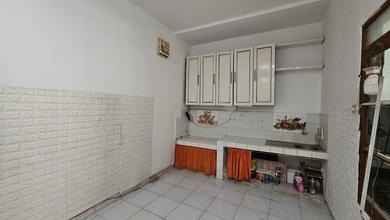 Rumah Siap Huni di Kawasan Taman Holis Indah, Bandung, LT 105m²