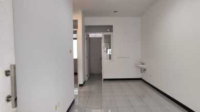 Rumah Dijual di Taman Kopo Indah, Bandung, LB 70m², Harga Kompetitif!